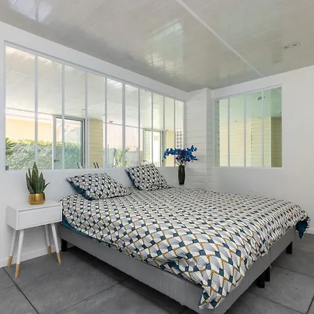 Appartement Loft Spa Centre Piscine Privée Intérieure Chauffée *
